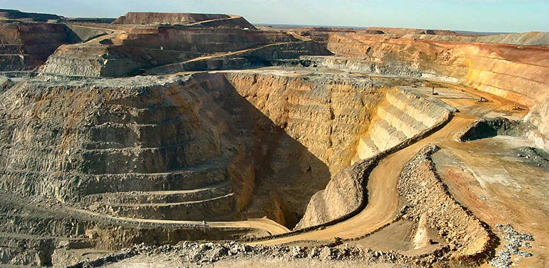 Austrálie a Peru pocítí těžební krizi. Do sedla usedne Kanada